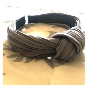 VICI Grey headband